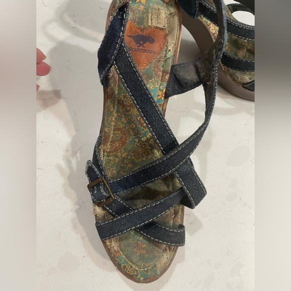 Rocket dog size 9M denim platform  heels - Picture 6 of 9